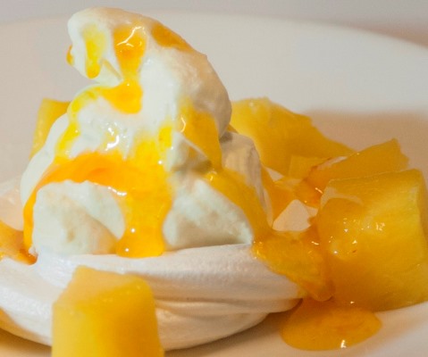 EASY DESSERT - MERINGUES Recipe